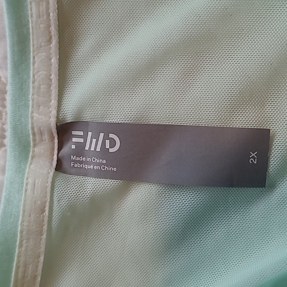 FWD Ladies Tank Top 2X NWT - Picture 5 of 7